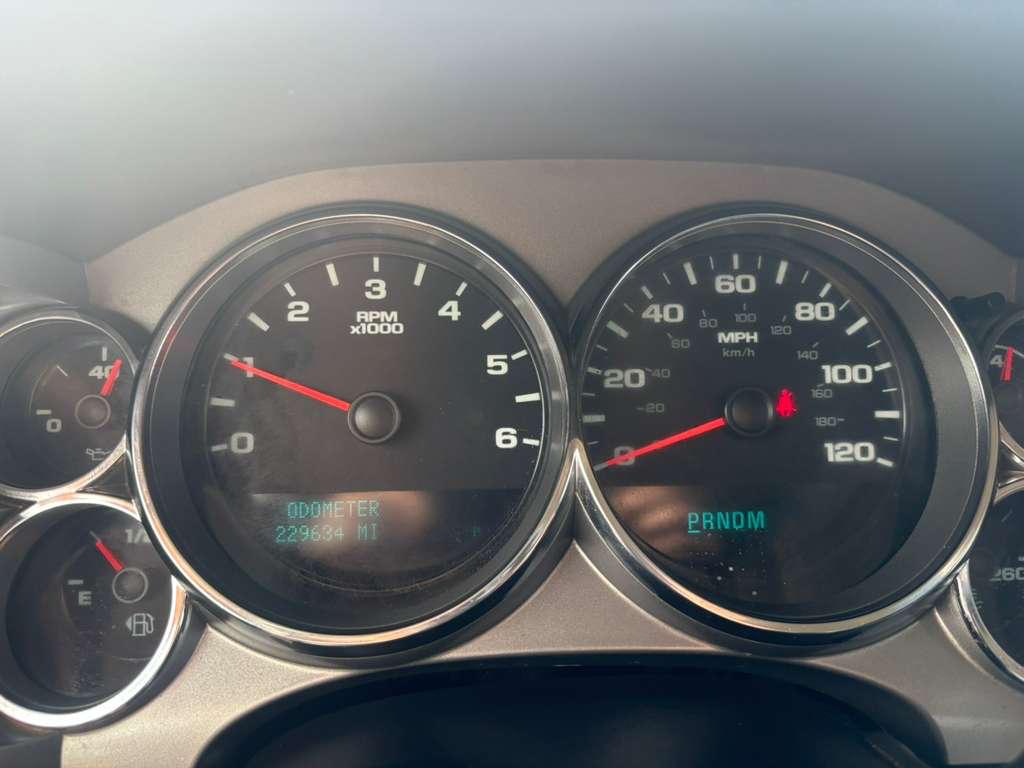 Chevrolet Silverado 1500 LT Ext. Cab Long Box 4WD 2011
