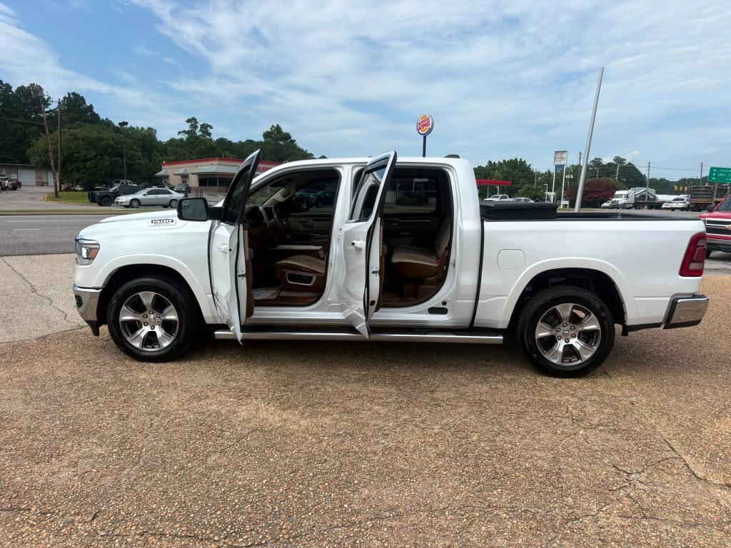 RAM 1500 Laramie Crew Cab SWB 4WD 2019