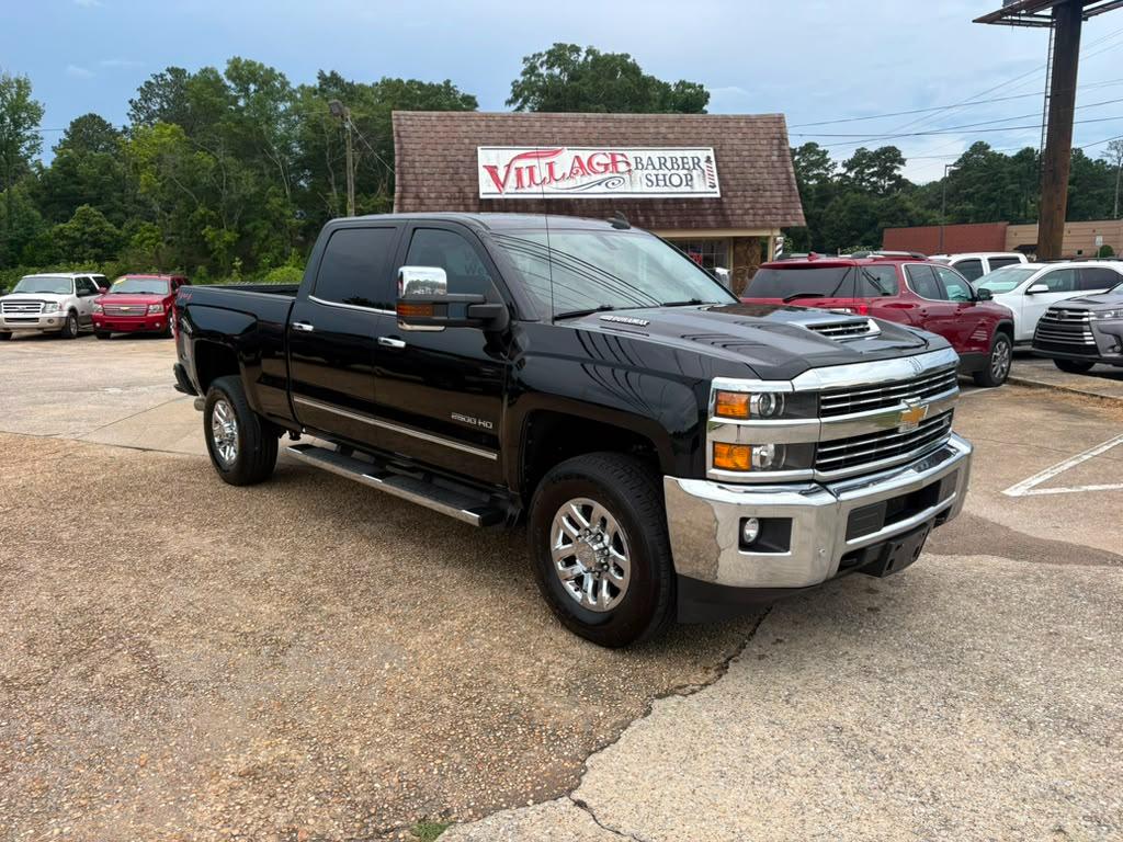 Chevrolet Silverado 2500HD LTZ Crew Cab Long Box 4WD 2018