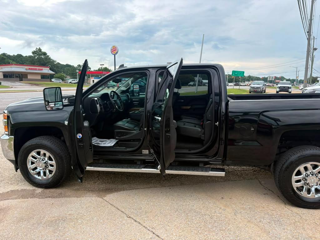Chevrolet Silverado 2500HD LTZ Crew Cab Long Box 4WD 2018