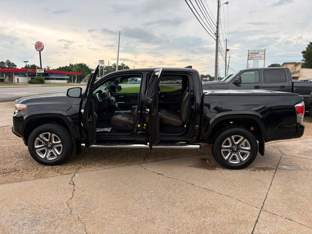 Toyota Tacoma Limited Double Cab V6 6AT 4WD 2016