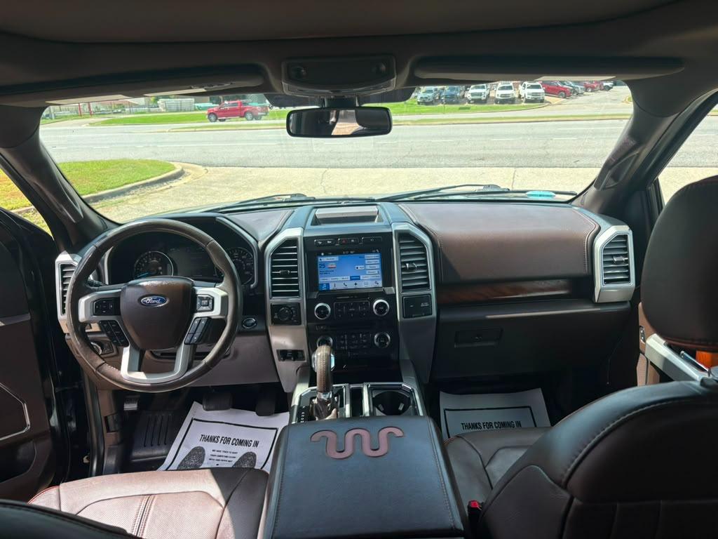 Ford F-150 King-Ranch SuperCrew 5.5-ft. Bed 4WD 2017
