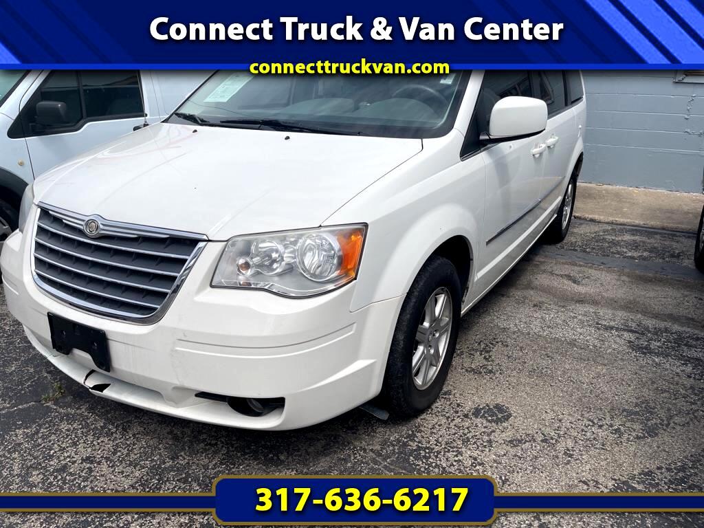 Chrysler Town & Country  2010