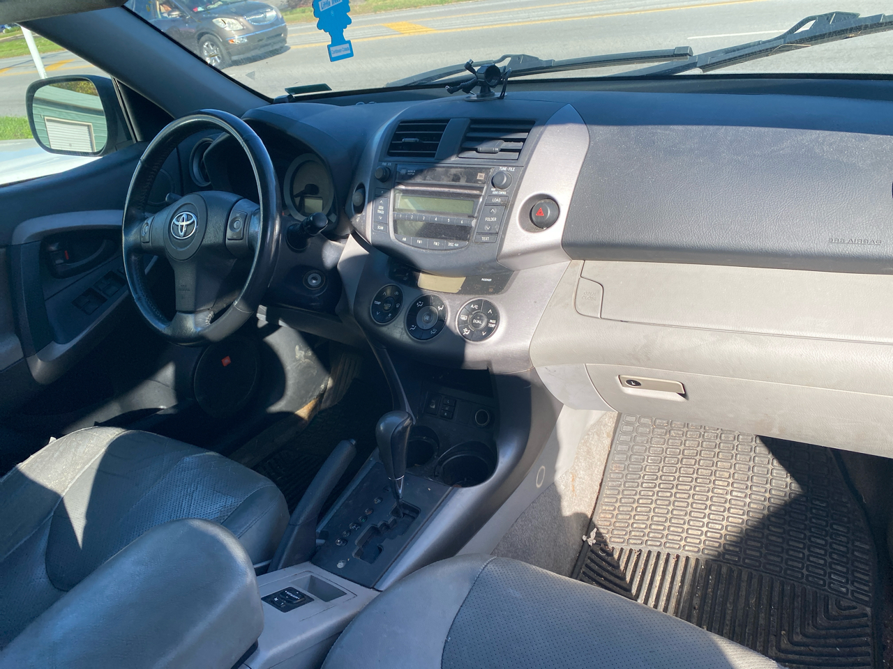 Toyota RAV4 Limited V6 2WD 2007
