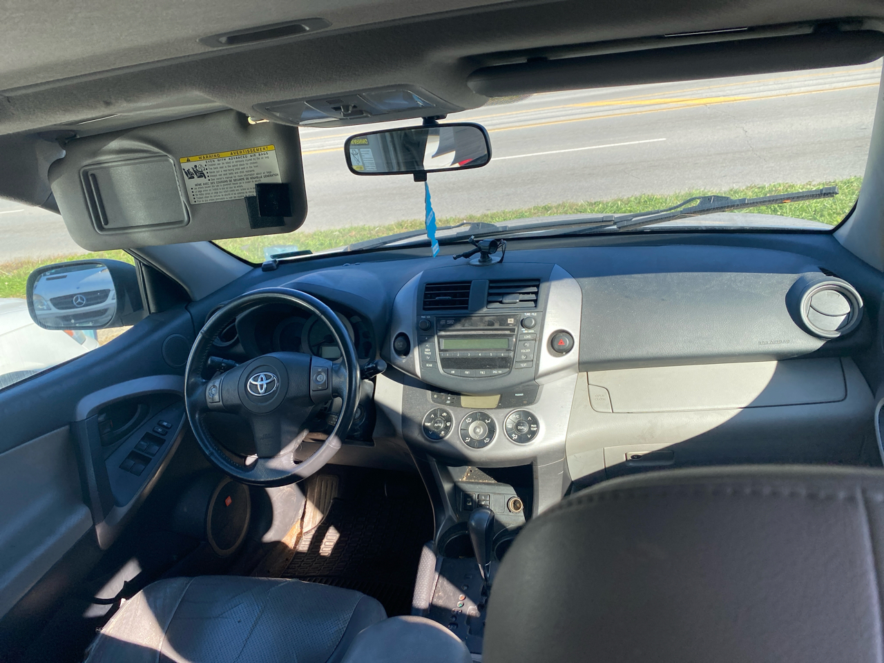 Toyota RAV4 Limited V6 2WD 2007