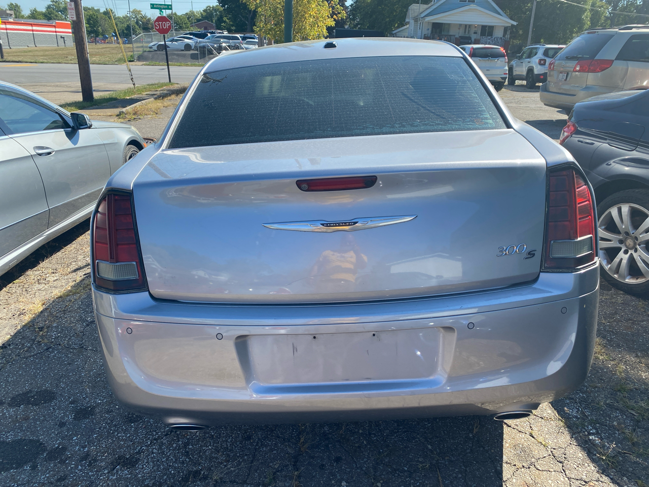 2013 Chrysler 300 S photo 3