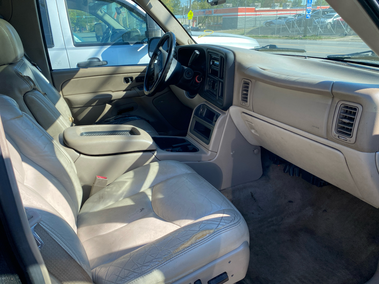 Chevrolet Tahoe 4WD 2005