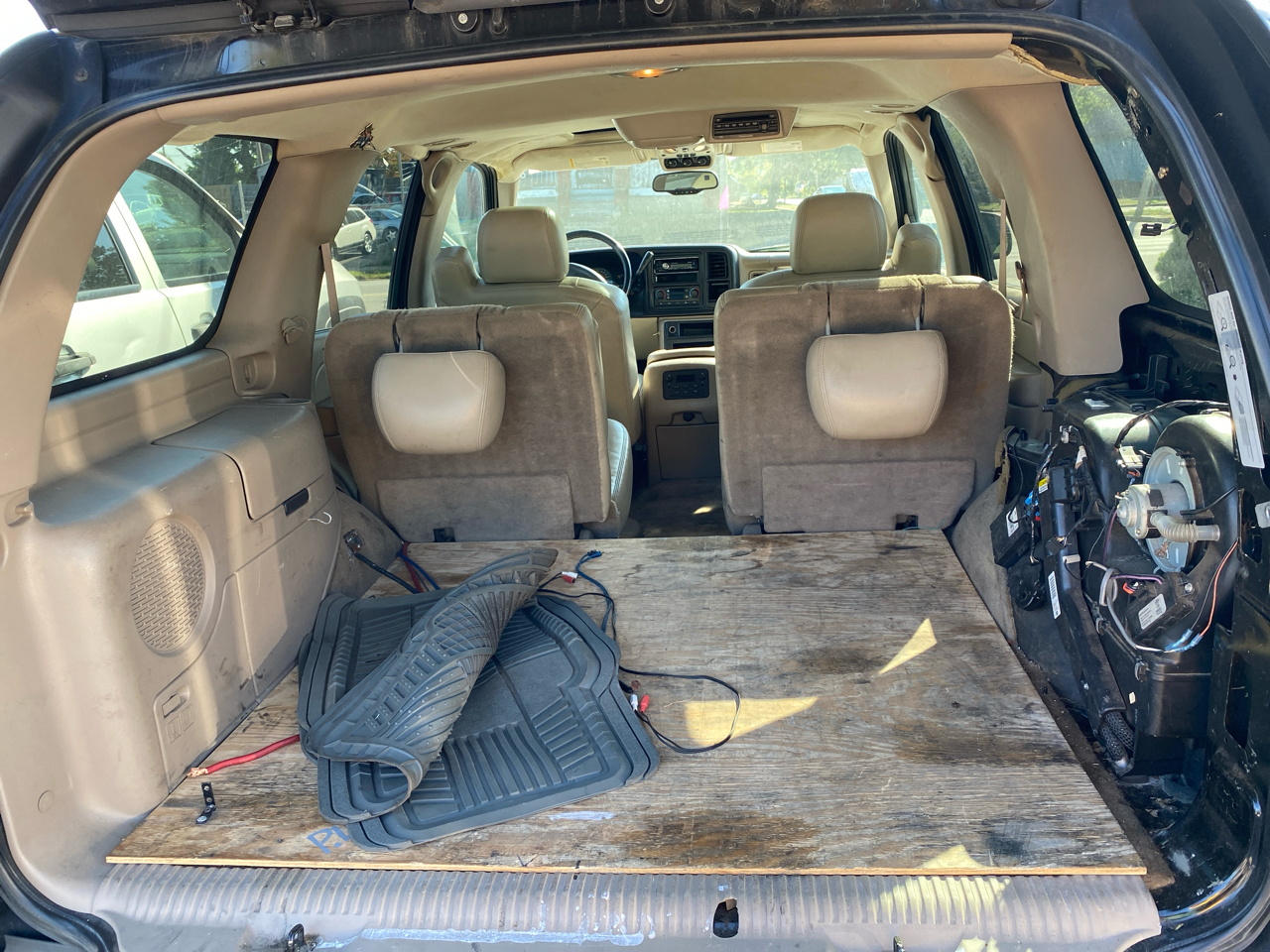 Chevrolet Tahoe 4WD 2005