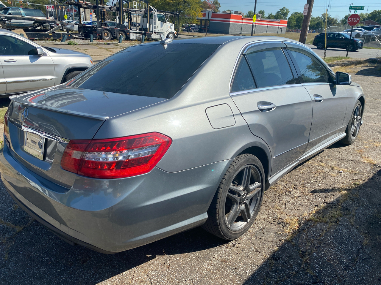 Mercedes-Benz E-Class E350 4MATIC Sedan 2013