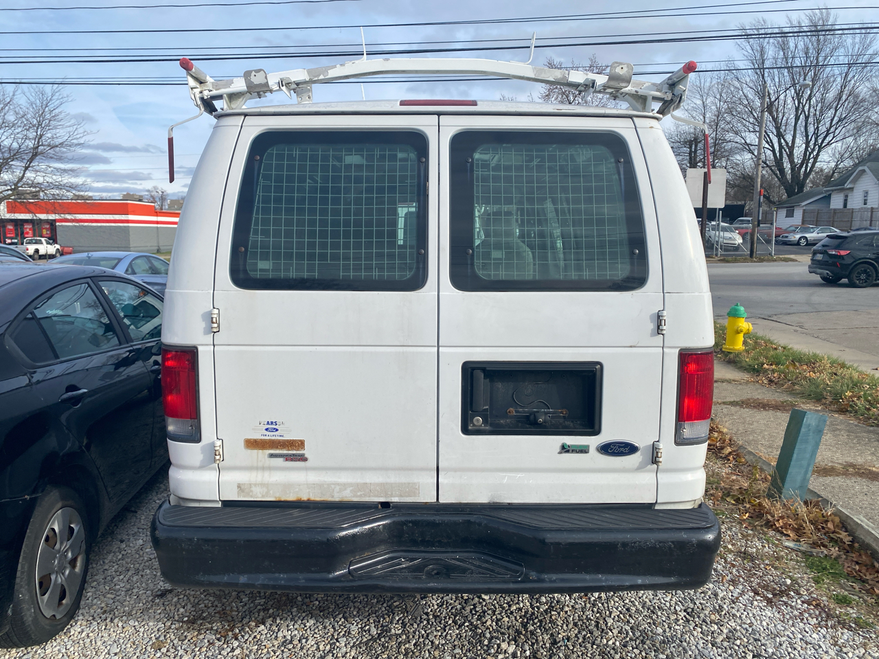 2013 Ford E-150 photo 3