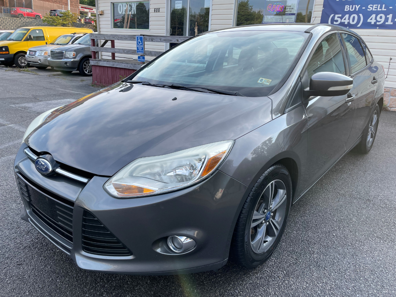 Used 2012 Ford Focus SE Sedan for Sale in Christiansburg VA 24073 Blacksburg Auto Sales LLC