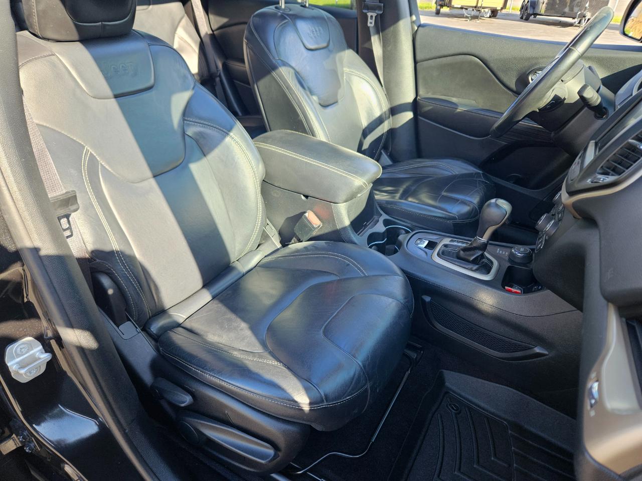 Jeep Cherokee  2016