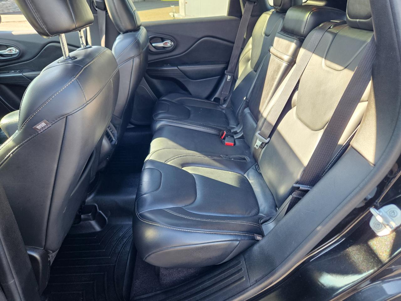 Jeep Cherokee  2016
