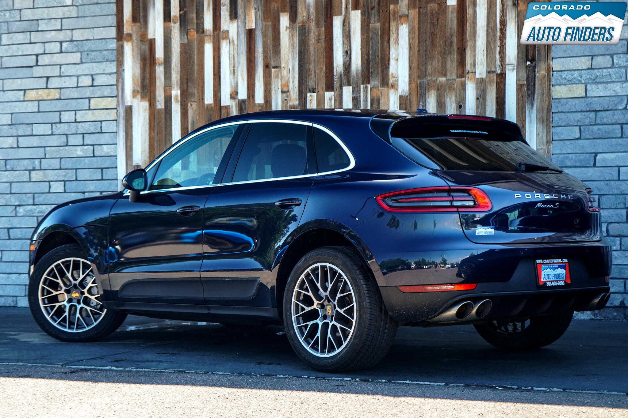 2017 Porsche Macan S photo 2
