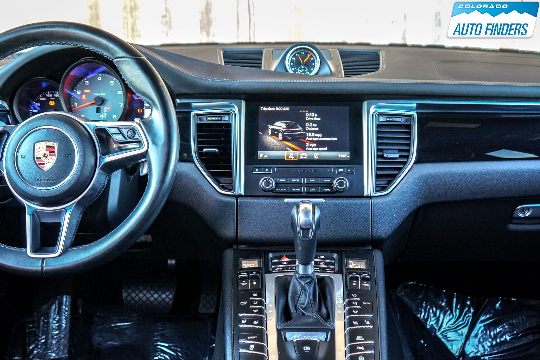 2017 Porsche Macan S photo 18
