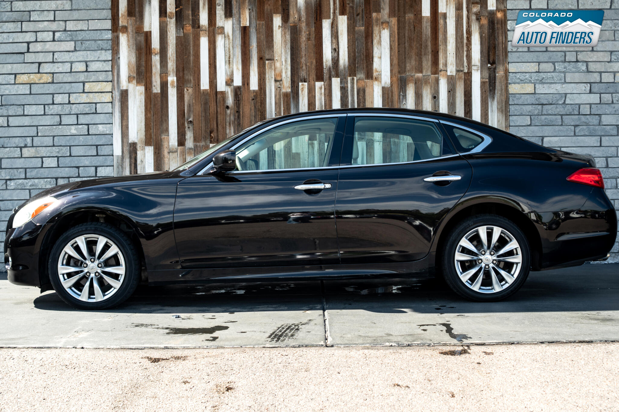2013 Infiniti M37 photo 2