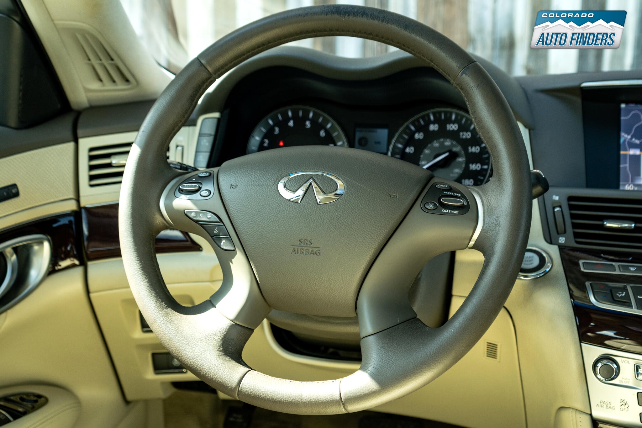 2013 Infiniti M37 photo 12