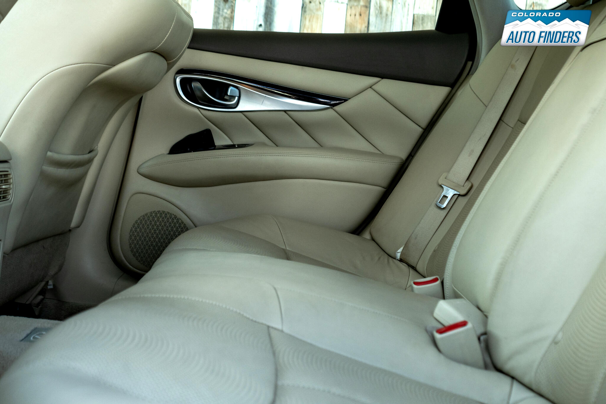 2013 Infiniti M37 photo 22