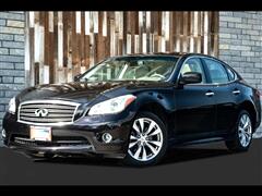 2013 Infiniti M37  2013 Infiniti M37