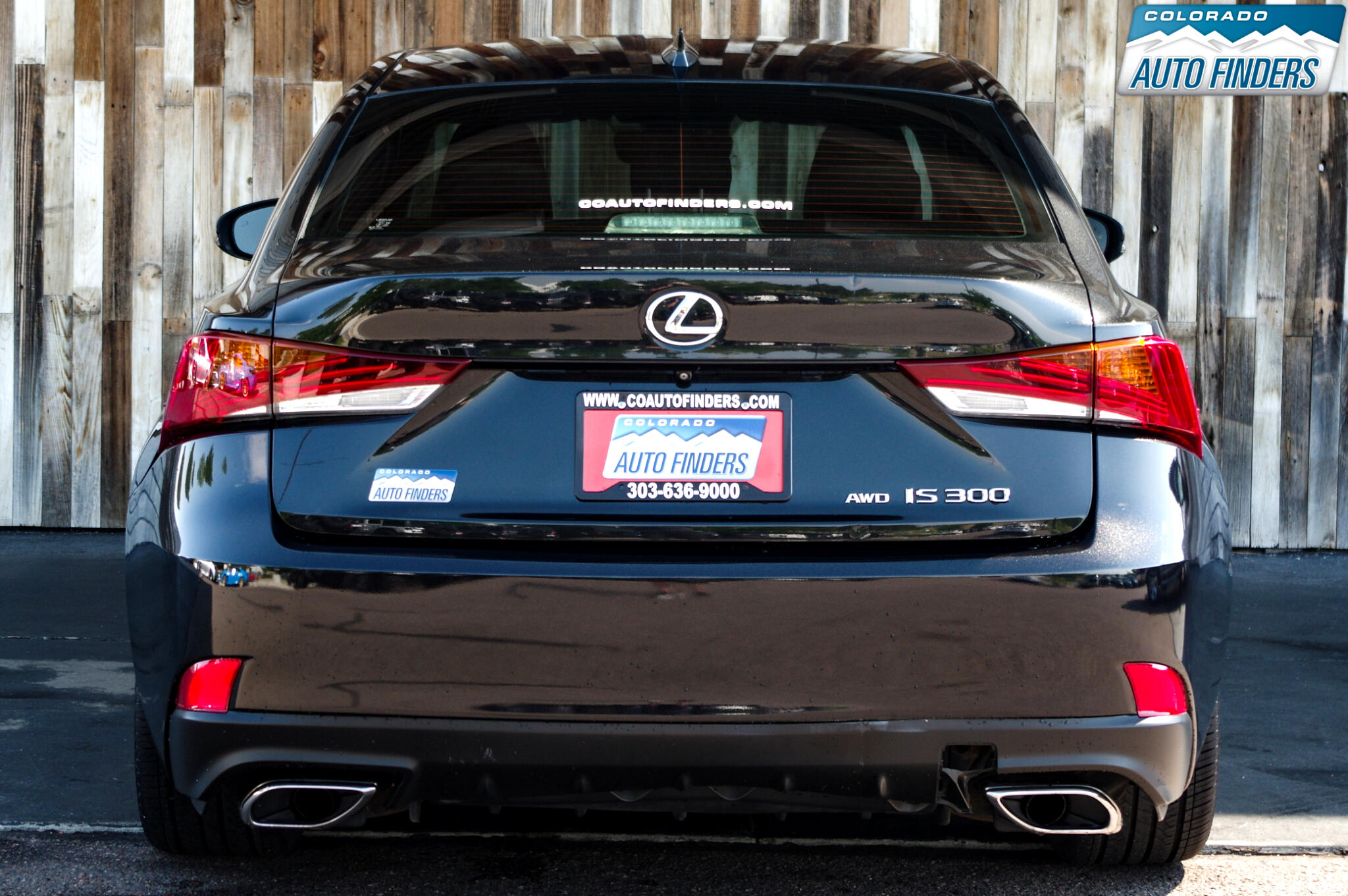 2018 Lexus IS 300 photo 2