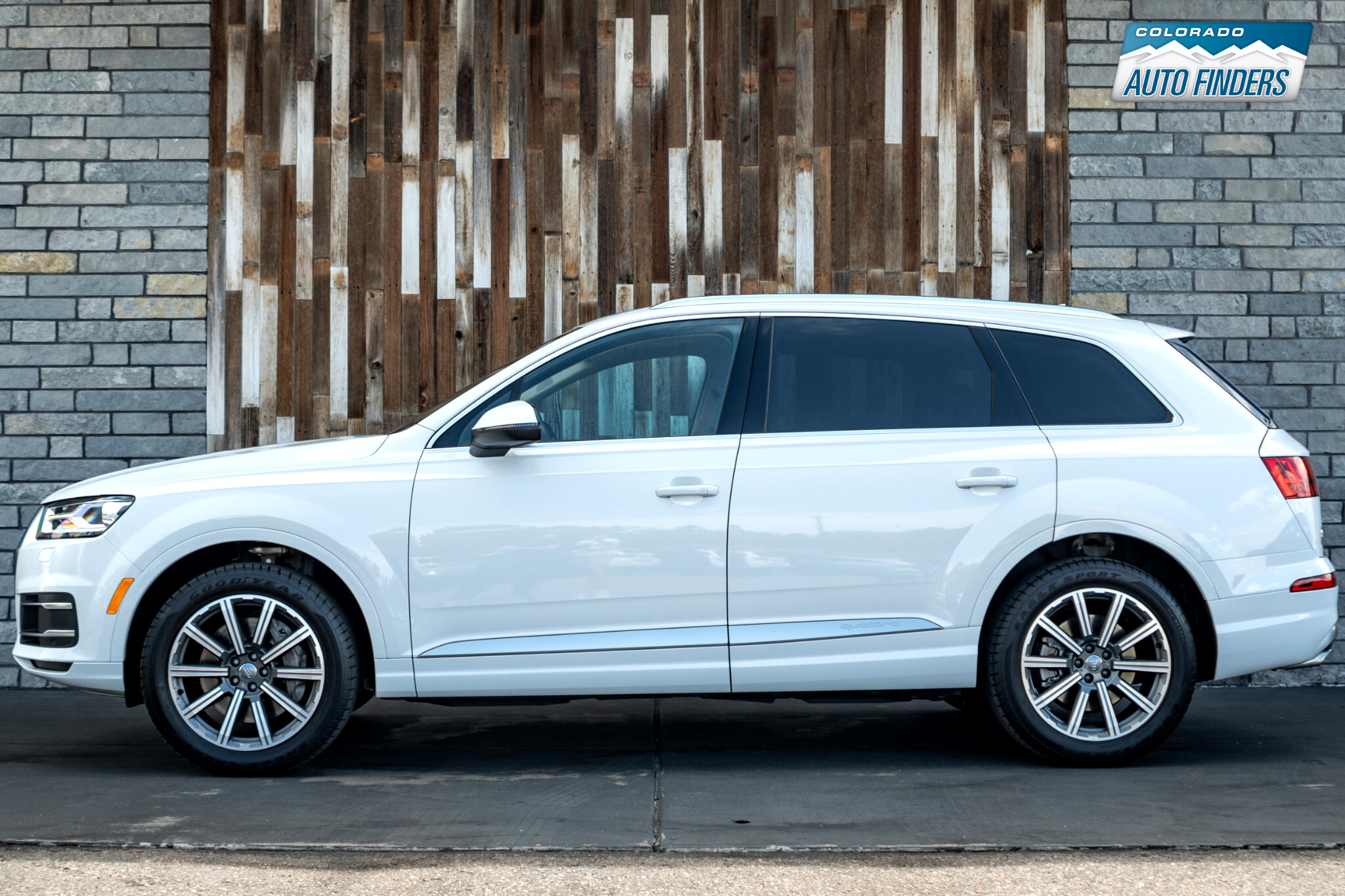 2018 Audi Q7 Premium Plus photo 2