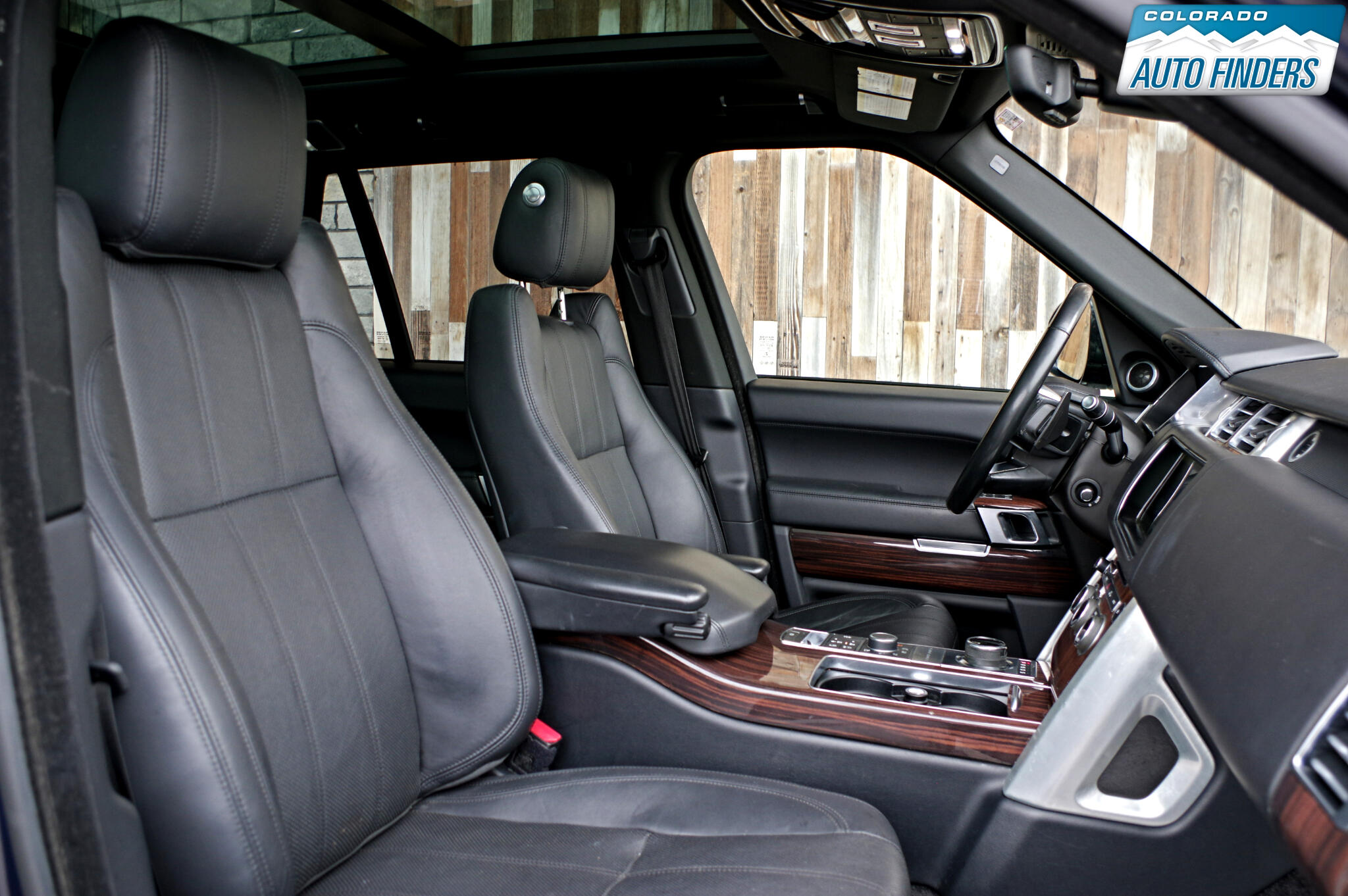 2017 Land Rover Range Rover HSE photo 20