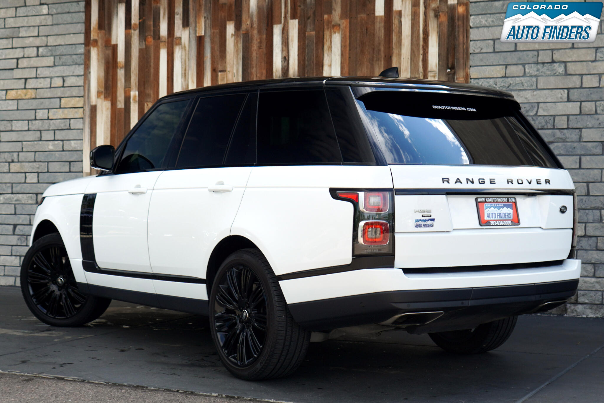 2020 Land Rover Range Rover HSE photo 2