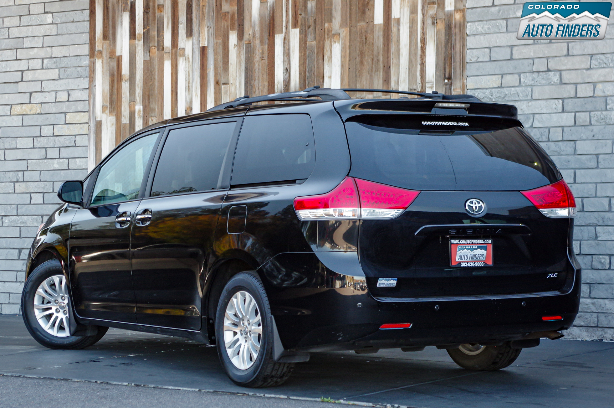 Toyota Sienna  2013
