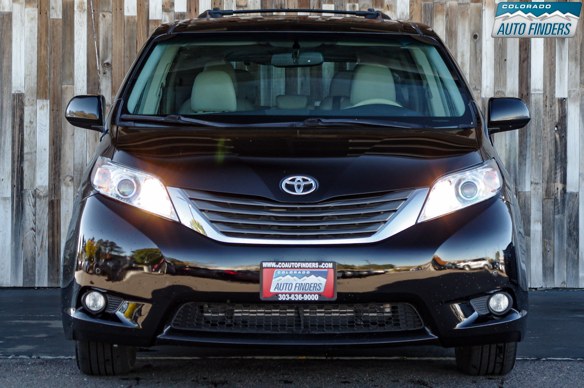Toyota Sienna  2013