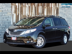 2013 Toyota Sienna  2013 Toyota Sienna