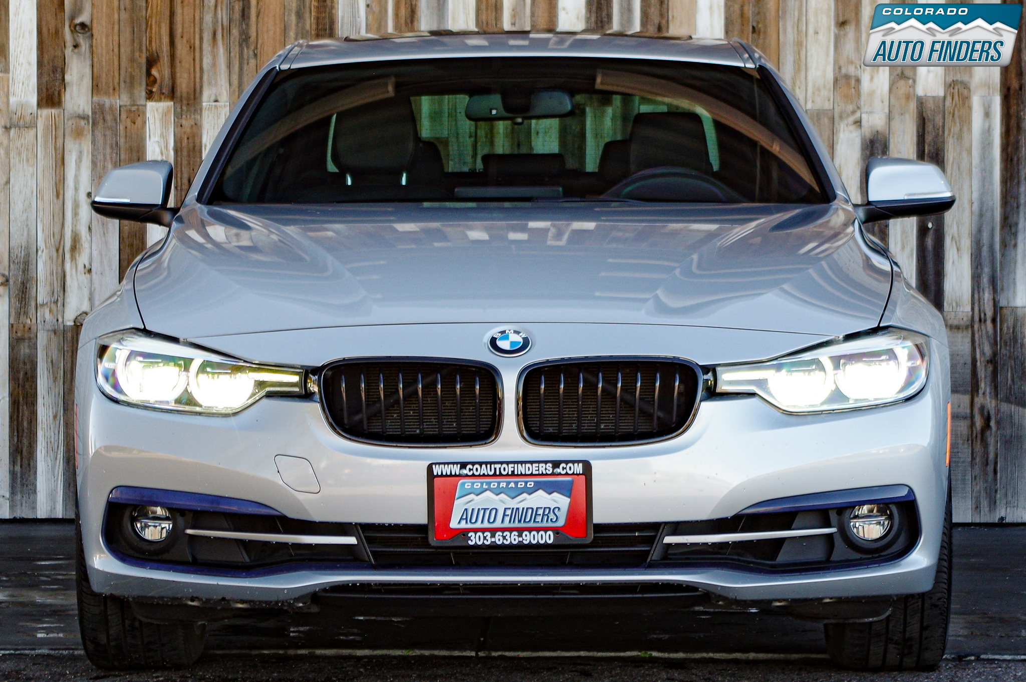 BMW 3-Series  2018