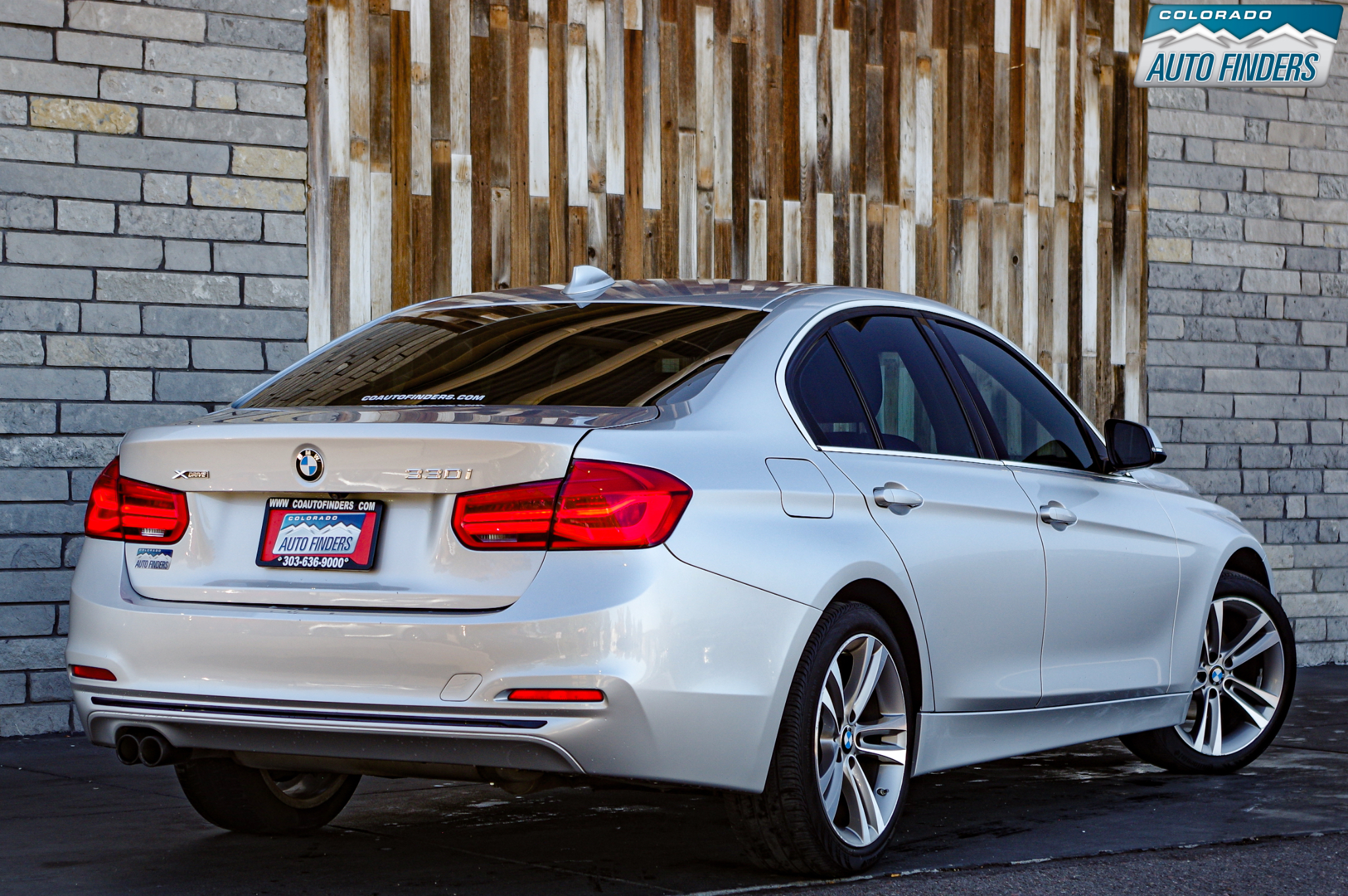 BMW 3-Series  2018