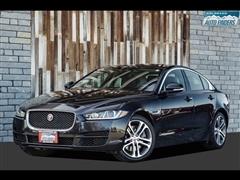2017 Jaguar XE 