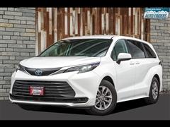 2024 Toyota Sienna 