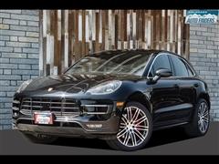 2016 Porsche Macan 