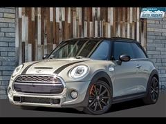 2018 MINI Cooper 