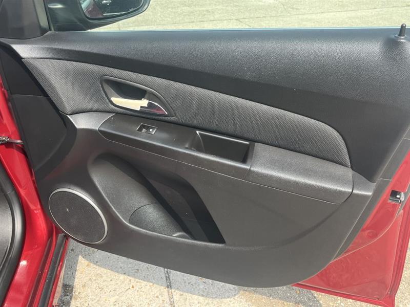 Chevrolet Cruze  2012