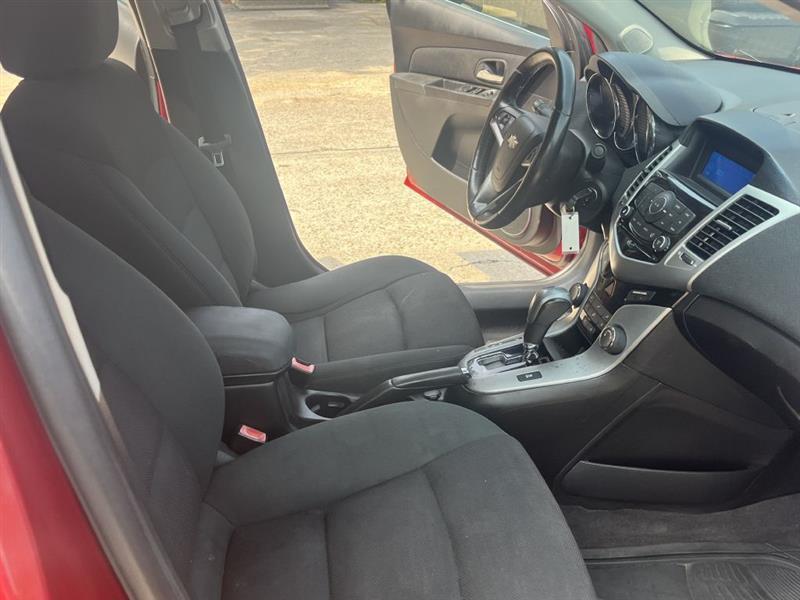 Chevrolet Cruze  2012