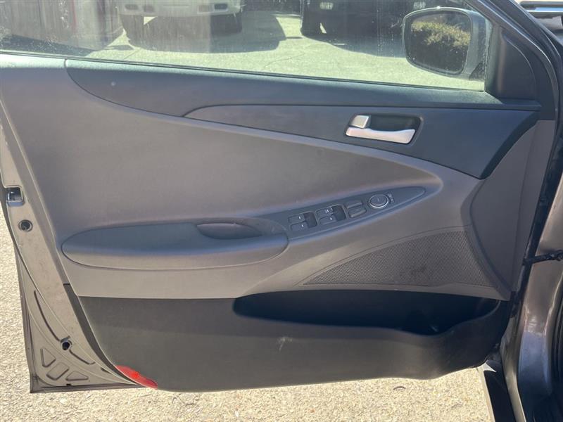 Hyundai Sonata  2012