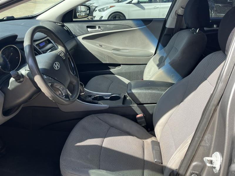 Hyundai Sonata  2012