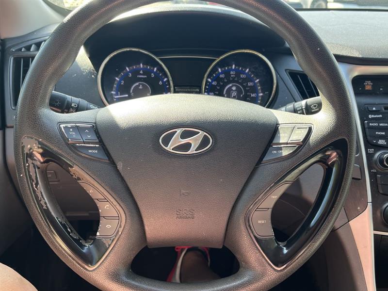 Hyundai Sonata  2012