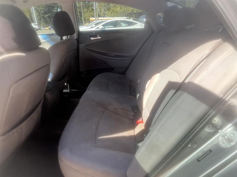 Hyundai Sonata  2012