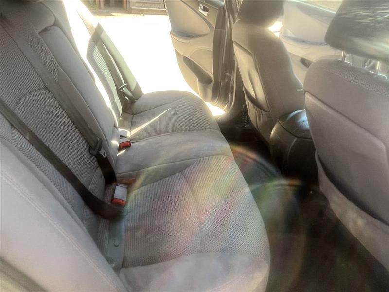 Hyundai Sonata  2012