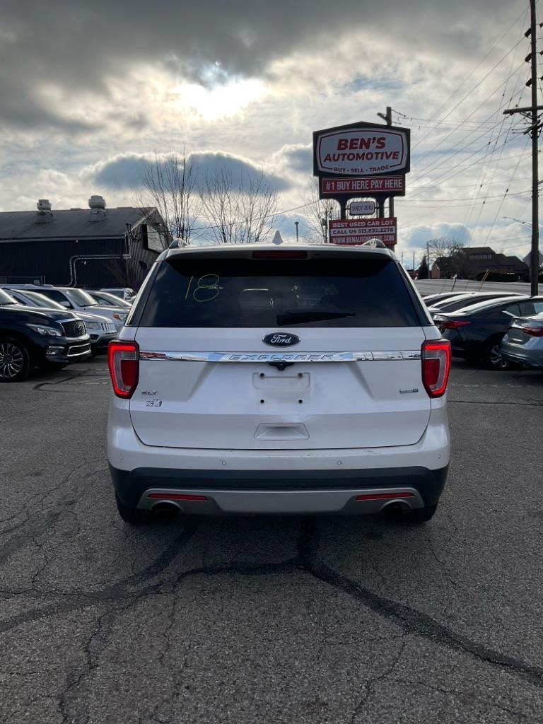 Ford Explorer XLT 4WD 2017