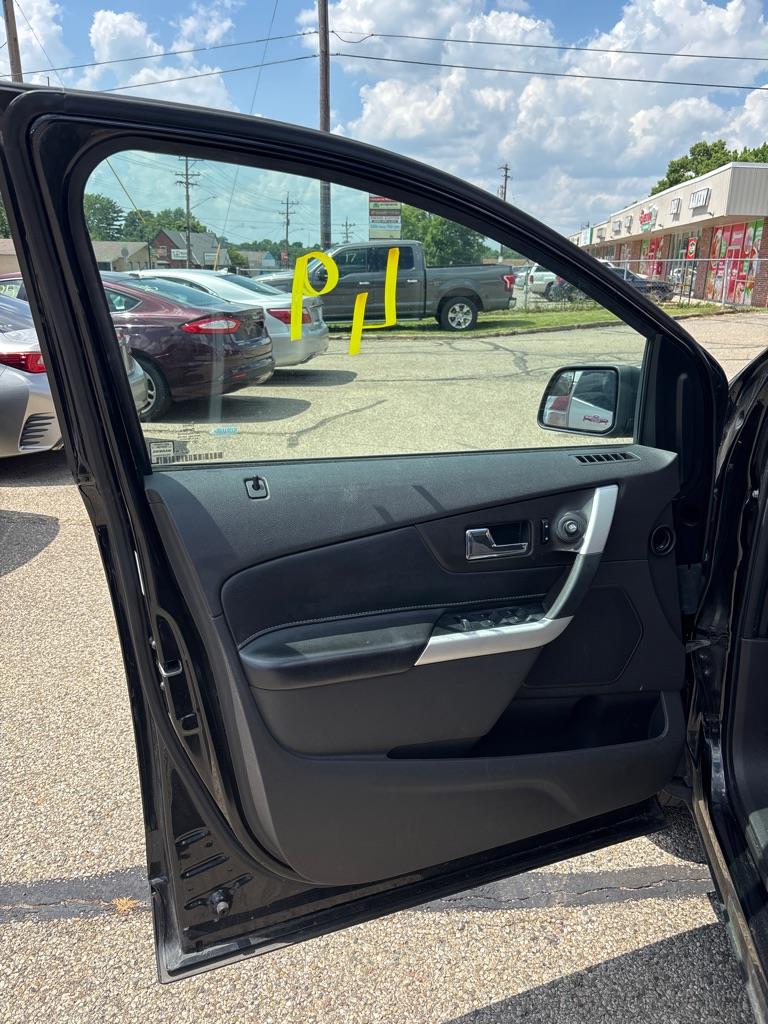 Ford Edge SE FWD 2011