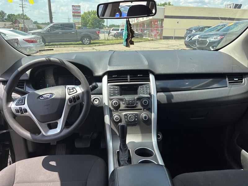 Ford Edge SE FWD 2011