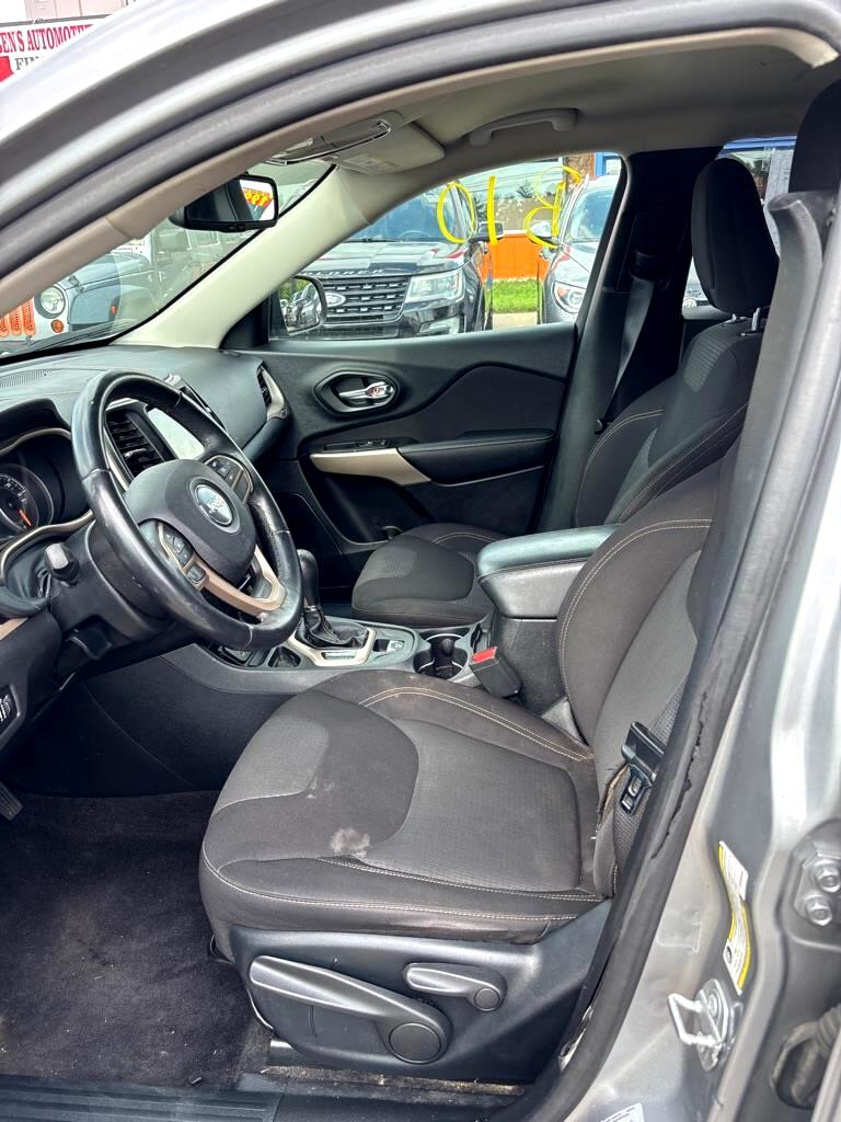 Jeep Cherokee Latitude FWD 2017 Jeep Cherokee Latitude FWD 2017