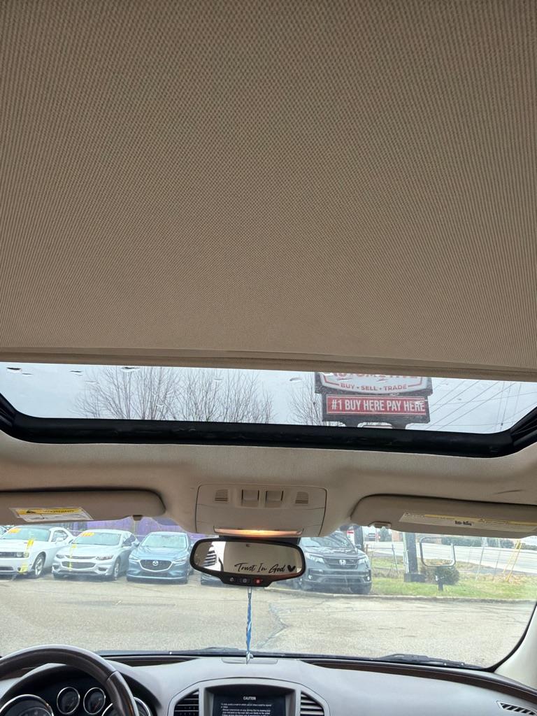 Buick Regal CXL Turbo - 4XT 2011