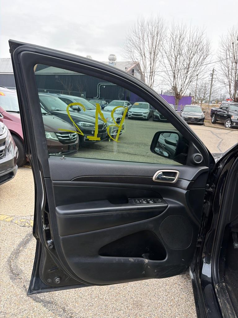 Jeep Grand Cherokee Laredo 4WD 2014