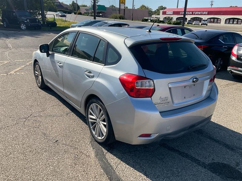 Subaru Impreza Premium Plus 5-Door+S/R 2013 Subaru Impreza Premium Plus 5-Door+S/R 2013